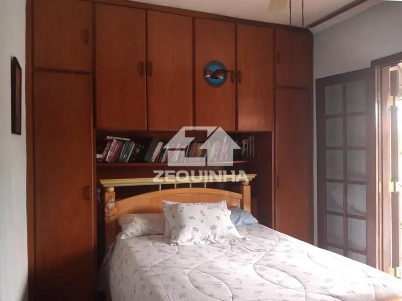 Casa, 4 quartos, 226 m² - Foto 12