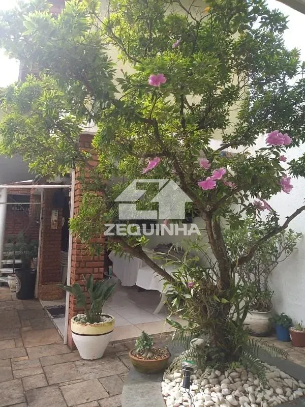 Casa, 4 quartos, 226 m² - Foto 18
