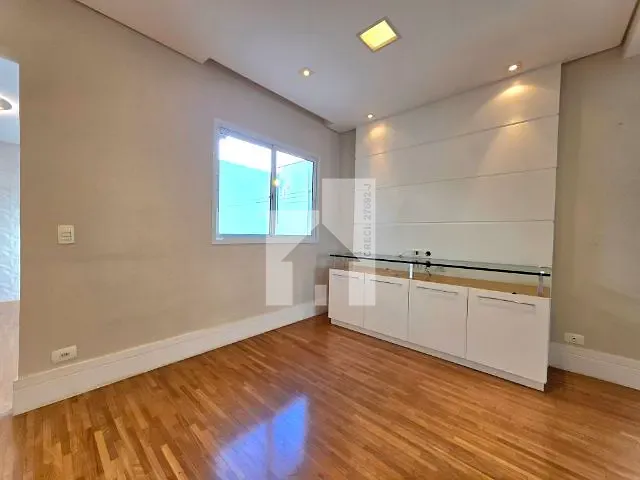 Casa com 115m² 3 quartos e 3 banheiros, à venda, no bairro Jardim Colônia em Jundiaí