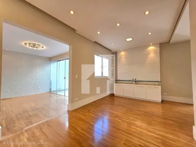 Casa com 115m² 3 quartos e 3 banheiros, à venda, no bairro Jardim Colônia em Jundiaí