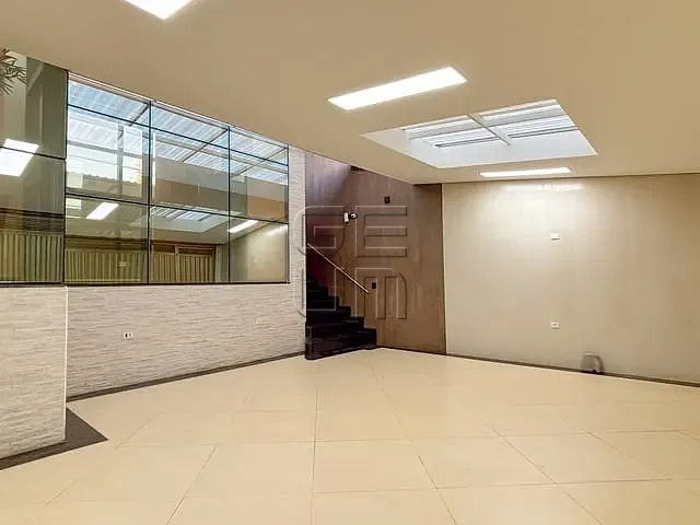 Casa com 330m² 4 quartos e 6 banheiros, à venda, no bairro Jardim Presidente em Londrina