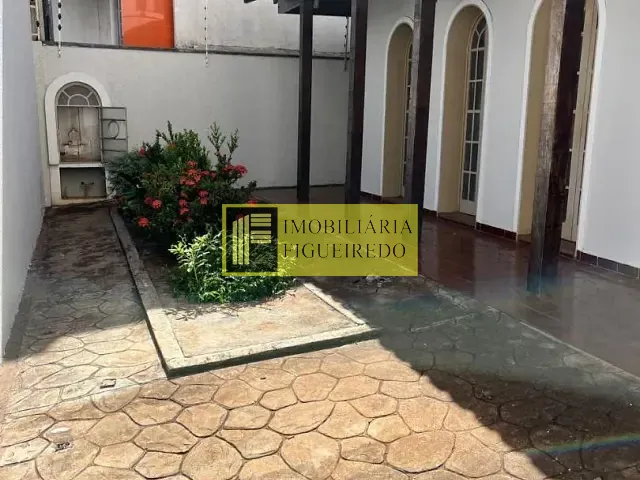 Casa com 390m², à venda, no bairro Parque Industrial em São José do Rio Preto