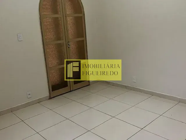 Casa com 390m², à venda, no bairro Parque Industrial em São José do Rio Preto