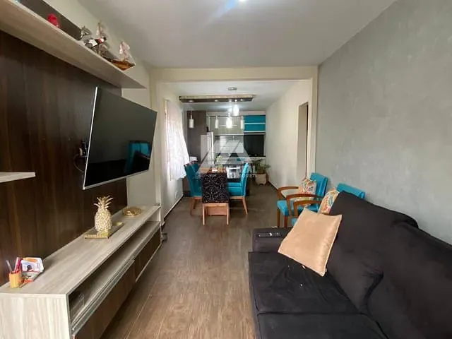 Casa 2 quartos e 1 banheiro, à venda, no bairro Neves em Ponta Grossa