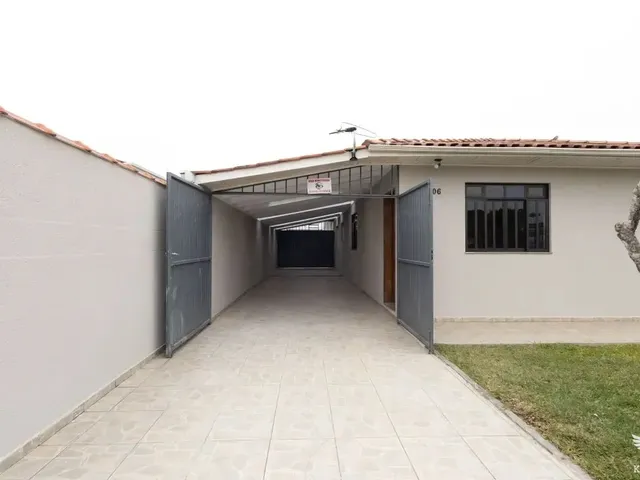 Casa com 360m² 4 quartos e 2 banheiros, para alugar, no bairro Butiatuvinha em Curitiba