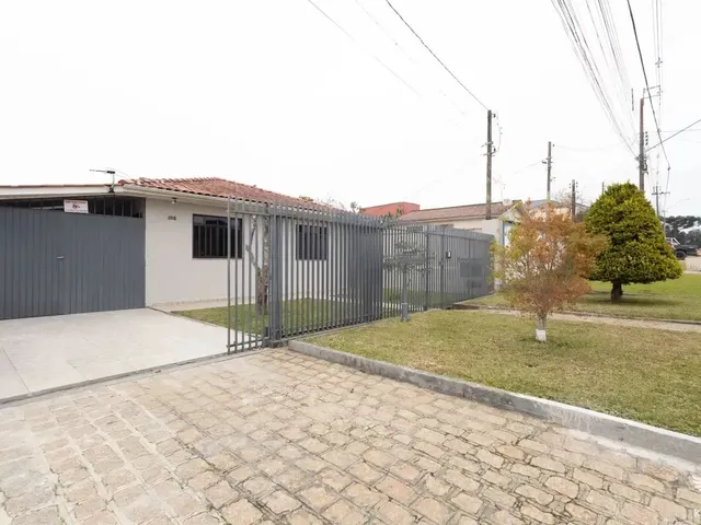 Casa com 360m² 4 quartos e 2 banheiros, para alugar, no bairro Butiatuvinha em Curitiba