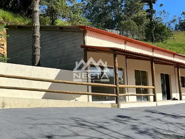 Casa com 3500m² 1 quarto e 1 banheiro, à venda, no bairro Pouso Frio em Natividade da Serra
