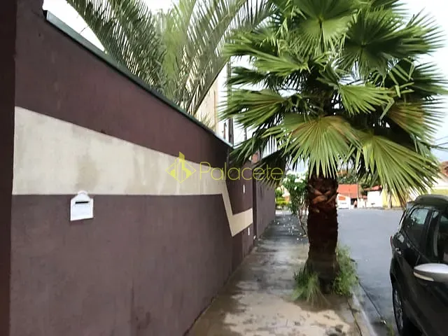 Casa com 312m² 4 quartos e 3 banheiros, à venda, no bairro Alto do Cardoso em Pindamonhangaba