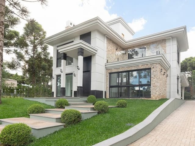 Casa 5 quartos e 5 banheiros, à venda, no bairro Aspen Mountain em Gramado