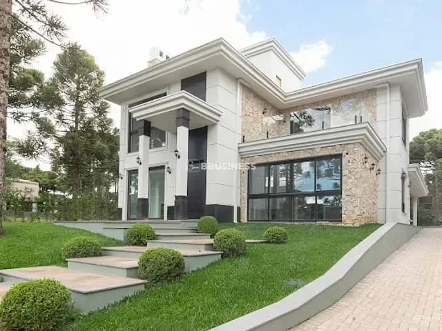 Casa 5 quartos e 5 banheiros, à venda, no bairro Aspen Mountain em Gramado