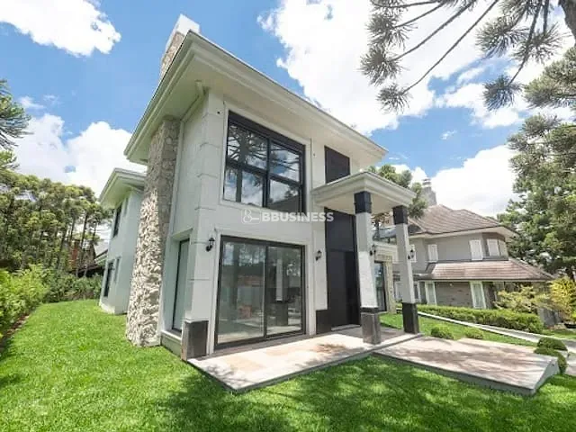 Casa 5 quartos e 5 banheiros, à venda, no bairro Aspen Mountain em Gramado