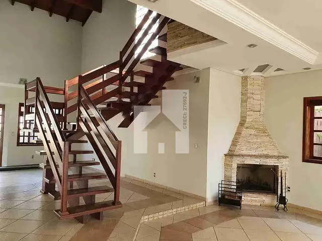 Casa com 1025m² 4 quartos e 2 banheiros, à venda, no bairro Quartier Les Residences em Jundiaí