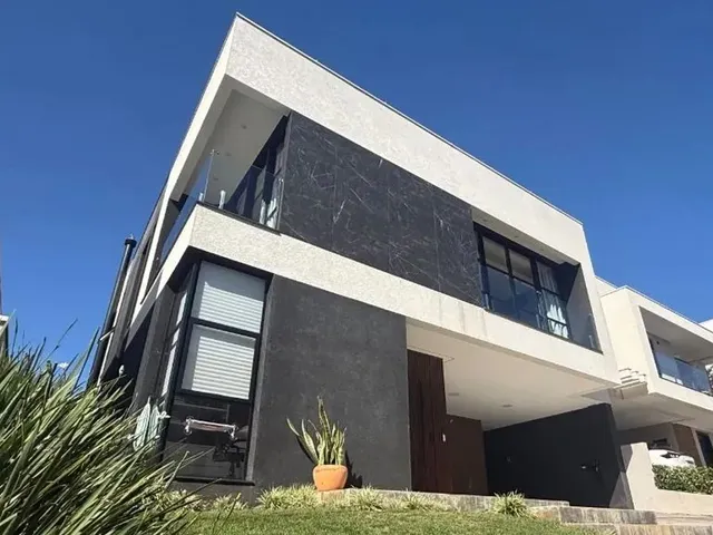 Casa com 459m² 3 quartos e 4 banheiros, para alugar, no bairro Santa Felicidade em Curitiba