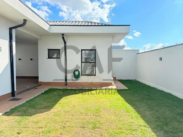 Casa com 360m² 3 quartos e 1 banheiro, à venda, no bairro Portal do Sol em Holambra