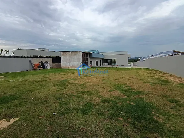 Casa com 1200m² 4 quartos e 5 banheiros, à venda, no bairro Parque Residencial Indaiá em Indaiatuba