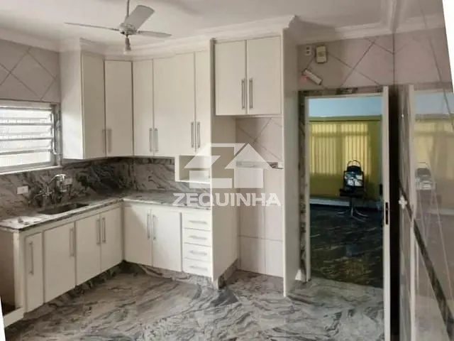 Casa com 125m² 4 quartos e 2 banheiros, à venda, no bairro Santo Antonio em Osasco