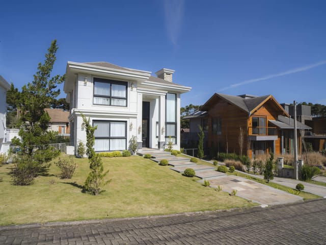 Casa 6 quartos e 5 banheiros, à venda, no bairro Aspen Mountain em Gramado