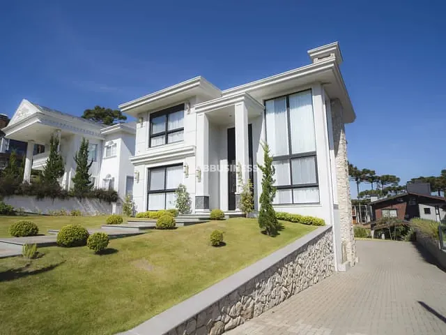 Casa 6 quartos e 5 banheiros, à venda, no bairro Aspen Mountain em Gramado