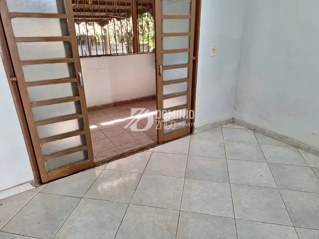 Casa 3 quartos e 3 banheiros, à venda, no bairro Fabrício em Uberaba