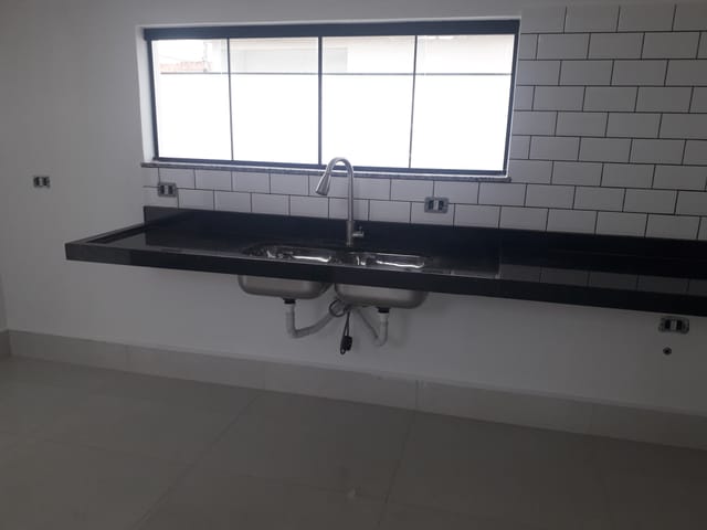 Casa com 257m² 3 quartos e 4 banheiros, à venda, no bairro Guedes em Tremembé