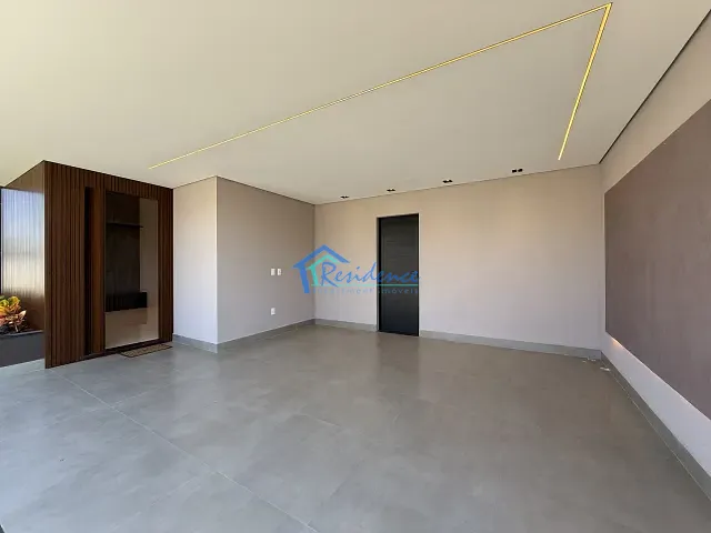 Casa com 300m² 3 quartos e 5 banheiros, à venda, no bairro Jardim Residencial Dona Maria Candida em Indaiatuba