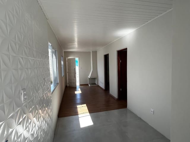 Foto do Casa - Casa recém-construída à venda no Loteamento Paineiras, Fragata, Pelotas, com 55 m², 2 dormitórios, 1 banheiro, e lareira em um ótimo local! | UP Imóveis