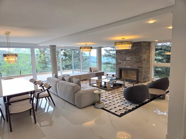Casa 5 quartos e 5 banheiros, à venda, no bairro Aspen Mountain em Gramado