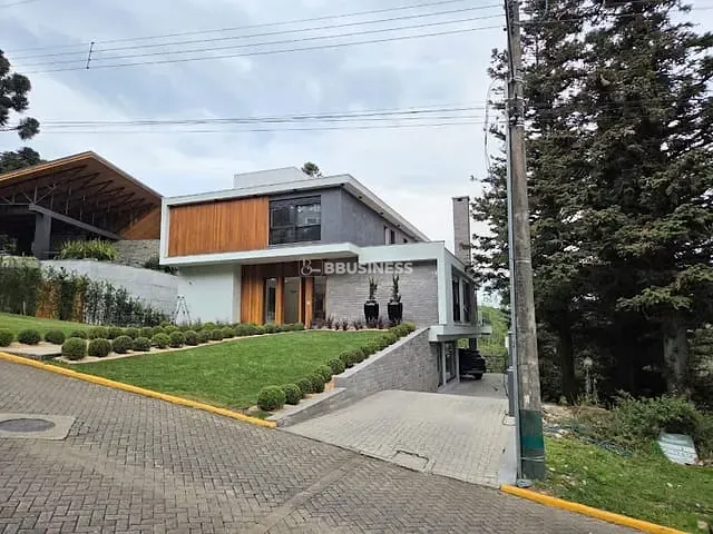 Casa 5 quartos e 5 banheiros, à venda, no bairro Aspen Mountain em Gramado