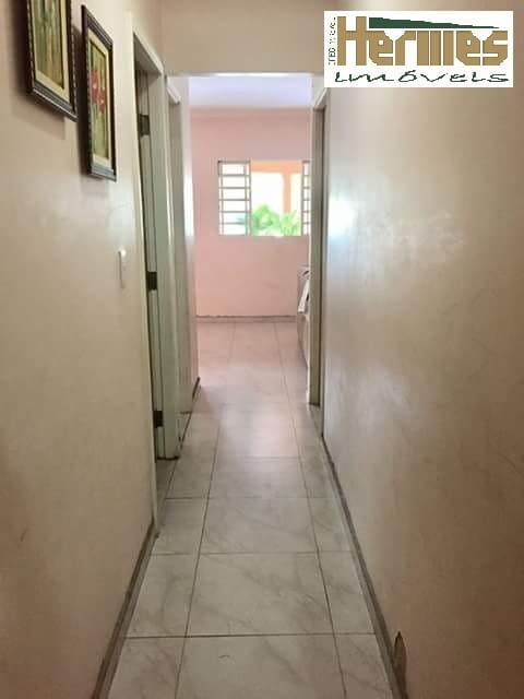 Casa, 3 quartos, 281 m² - Foto 2