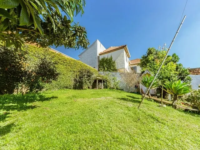 Casa com 360m² 3 quartos e 1 banheiro, à venda, no bairro São Braz em Curitiba