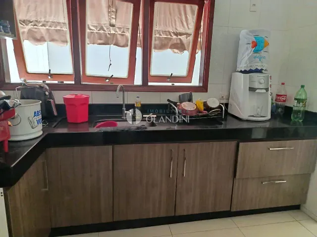 Casa 3 quartos e 1 banheiro, para alugar, no bairro Jardim Amaro em Artur Nogueira