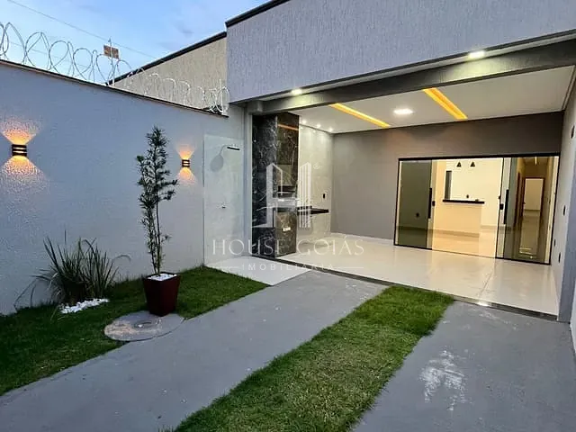 Casa com 143m² 3 quartos e 2 banheiros, à venda, no bairro Setor Santos Dumont em Goiânia