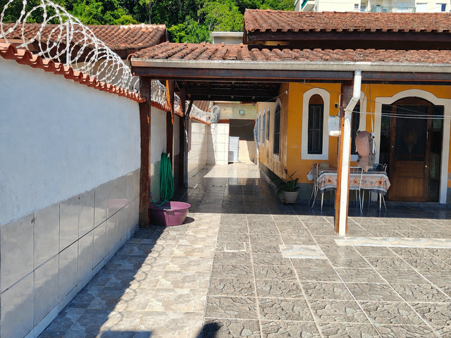 Casa 1 quarto e 1 banheiro, para alugar, no bairro Centro em Bertioga