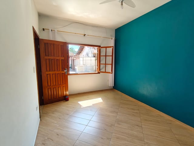Casa 1 quarto e 1 banheiro, para alugar, no bairro Centro em Bertioga