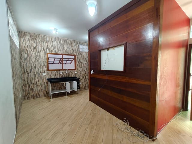 Casa 1 quarto e 1 banheiro, para alugar, no bairro Centro em Bertioga