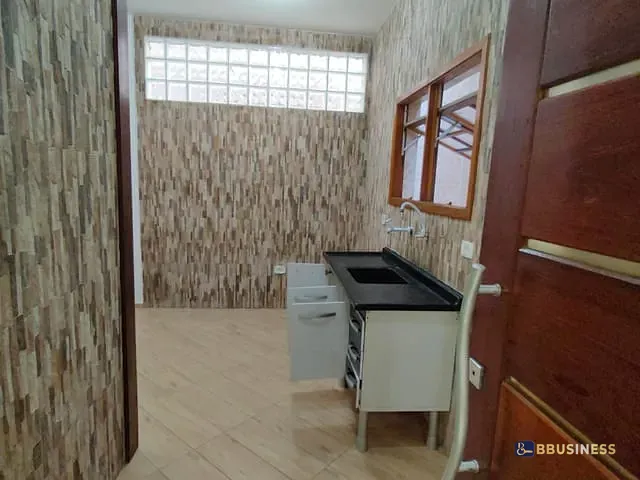 Casa 1 quarto e 1 banheiro, para alugar, no bairro Centro em Bertioga