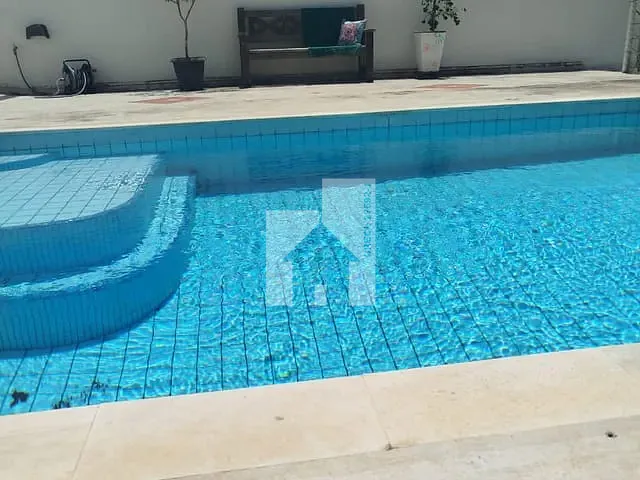 Casa com 346m² 4 quartos e 4 banheiros, à venda, no bairro Parque Residencial Nove de Julho em Jundiaí