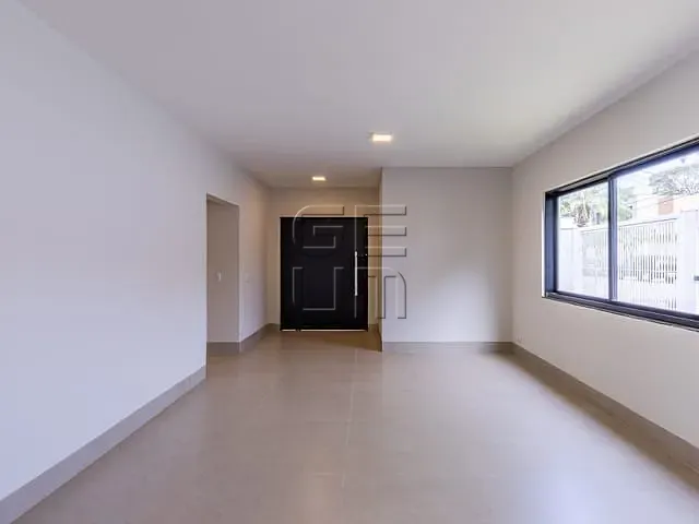 Casa com 500m² 6 quartos e 5 banheiros, à venda, no bairro Mediterrâneo em Londrina