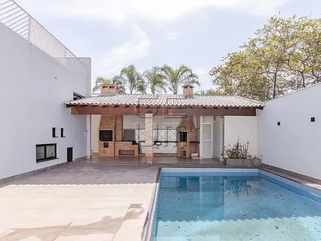 Casa com 500m² 6 quartos e 5 banheiros, à venda, no bairro Mediterrâneo em Londrina