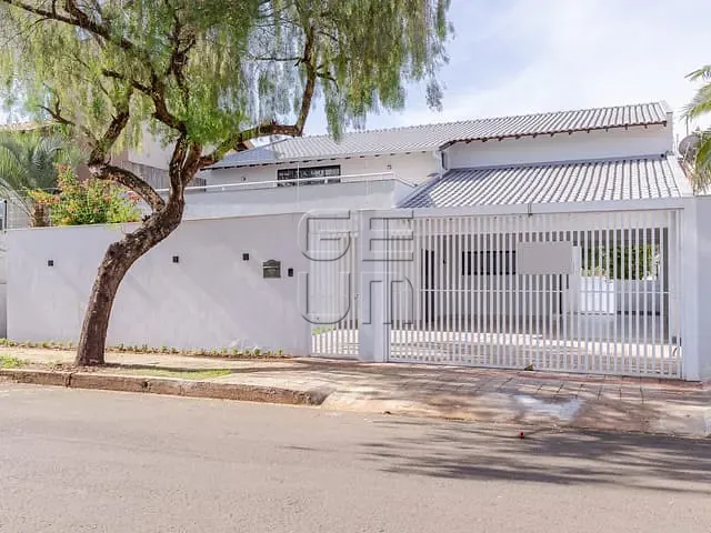 Casa com 500m² 6 quartos e 5 banheiros, à venda, no bairro Mediterrâneo em Londrina