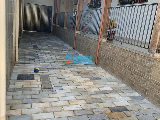 Casa com 765m² 4 quartos e 6 banheiros, à venda, no bairro Residencial Nova Floresta em Guaxupé