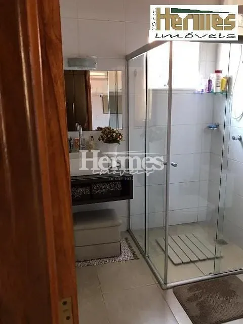 Casa, 3 quartos, 219 m² - Foto 15