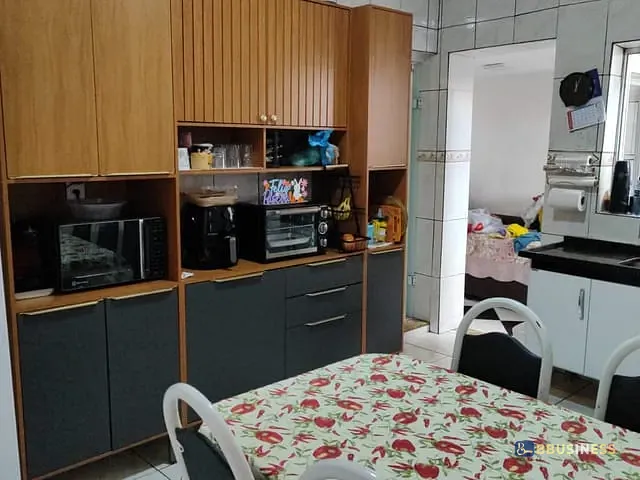 Casa 2 quartos e 1 banheiro, à venda, no bairro Cerâmica em São Caetano do Sul
