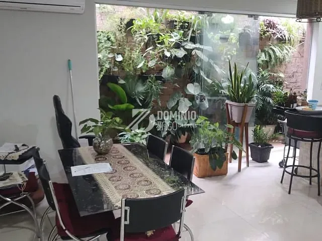 Casa com 143m² 3 quartos e 2 banheiros, à venda, no bairro Recreio dos Bandeirantes em Uberaba