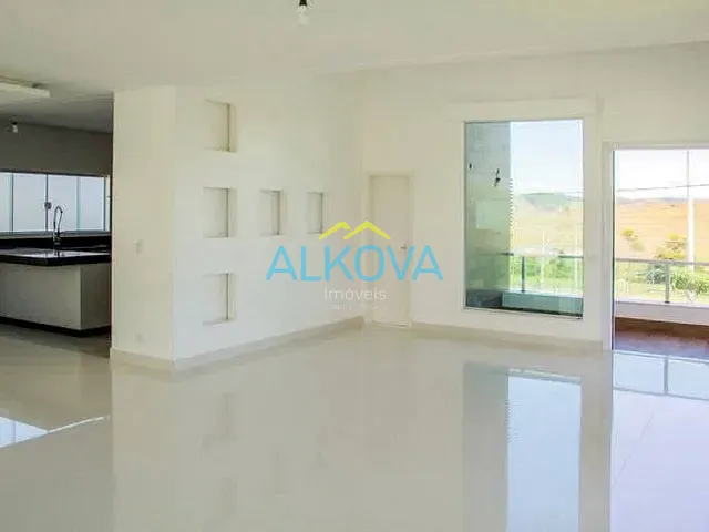 Casa com 500m² 3 quartos e 5 banheiros, à venda, no bairro Condomínio Residencial Jaguary em São José dos Campos