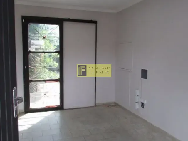 Casa com 180m², para alugar, no bairro Parque Industrial em São José do Rio Preto
