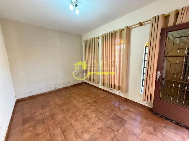 Casa 4 quartos e 3 banheiros, à venda, no bairro Jardim Morumbi em Campinas
