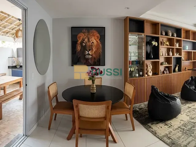 Casa com 145m² 3 quartos e 3 banheiros, à venda, no bairro Urbanova VI em São José dos Campos