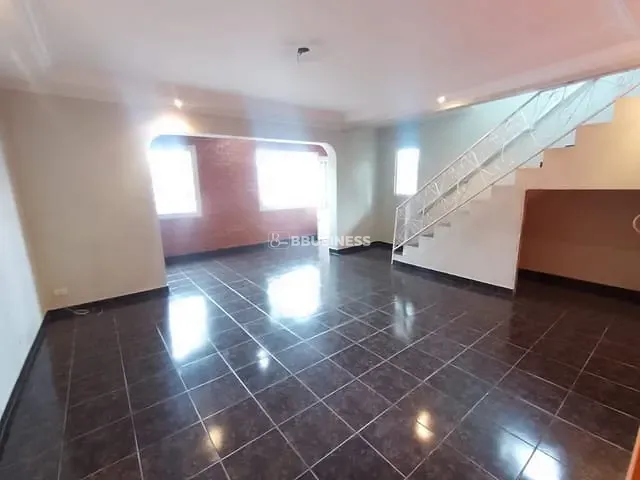Casa 3 quartos e 2 banheiros, à venda, no bairro Parque Marabá em Taboão da Serra