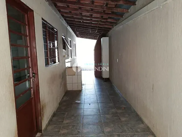 Casa 2 quartos e 1 banheiro, para alugar, no bairro Parque Residencial Itamaraty em Artur Nogueira